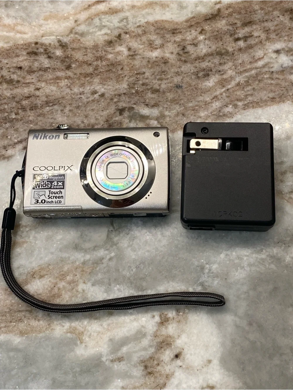 Nikon Coolpix S4000 12MP Silver VTG CCD Touch Screen Camera Box Bundle Tested